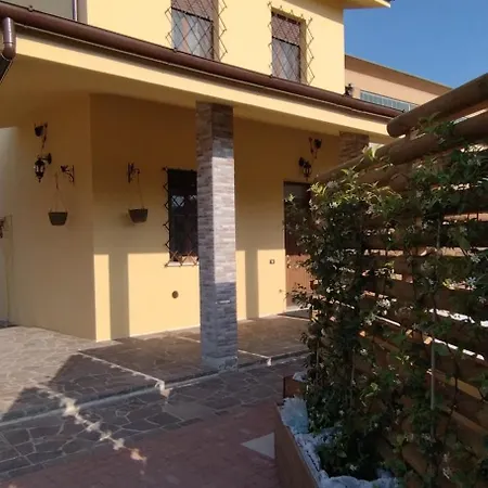 Bed & Breakfast La Tana Del Riccio