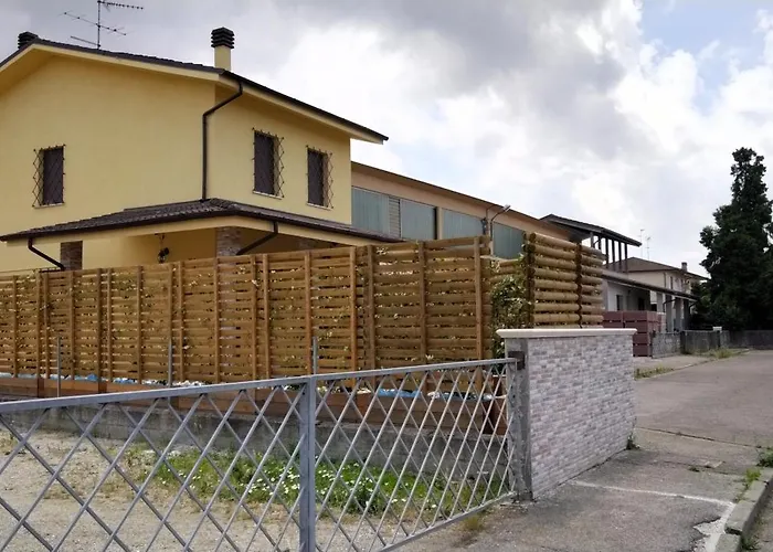 La Tana Del Riccio ベッド・アンド・ブレックファスト Vigarano Mainarda